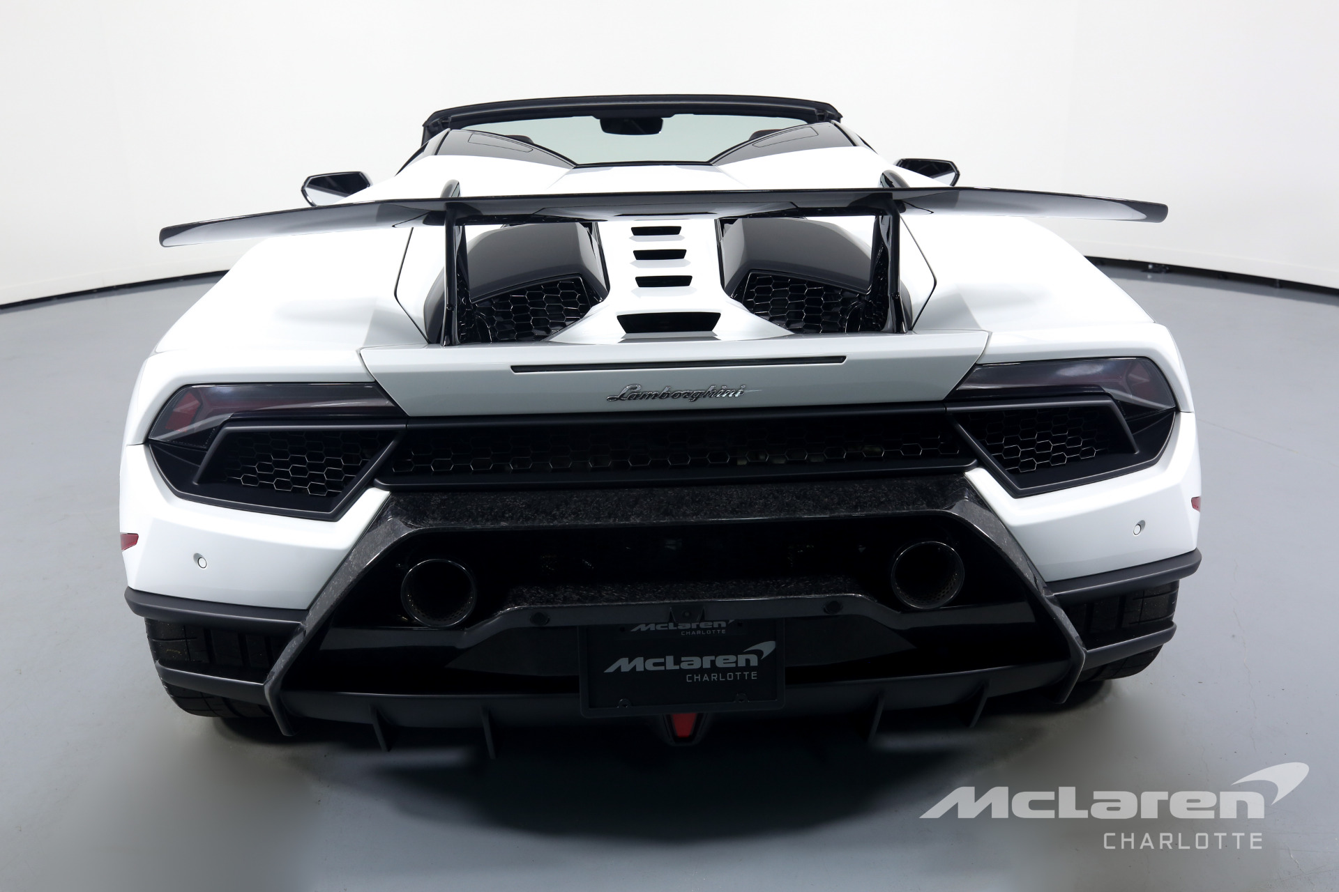 Used 2018 Lamborghini Huracan LP 640-4 Performante Spyder | Charlotte, NC