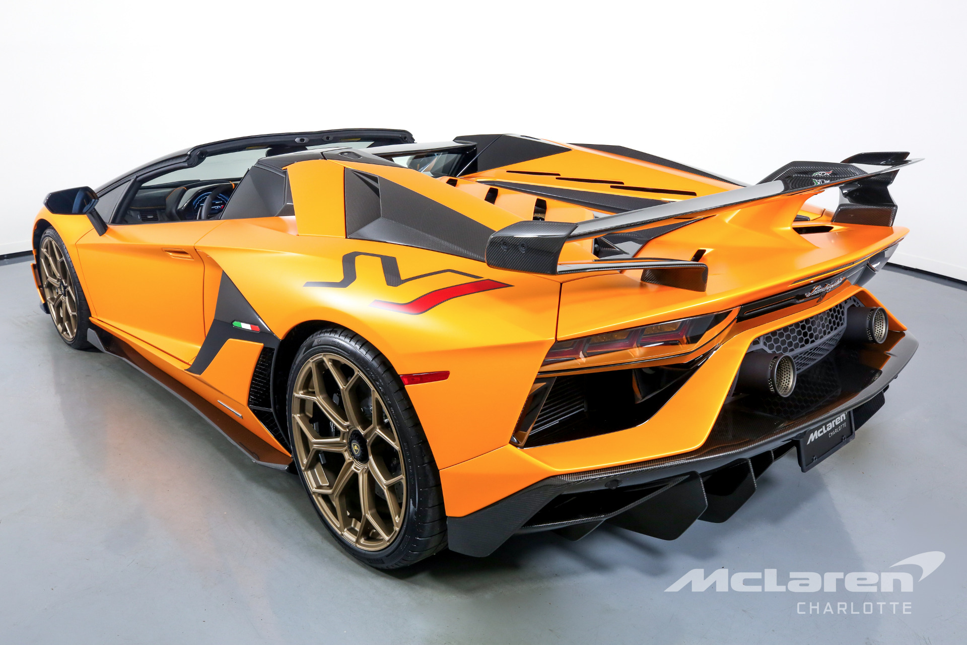 Used 2020 LAMBORGHINI AVENTADOR SVJ | Charlotte, NC