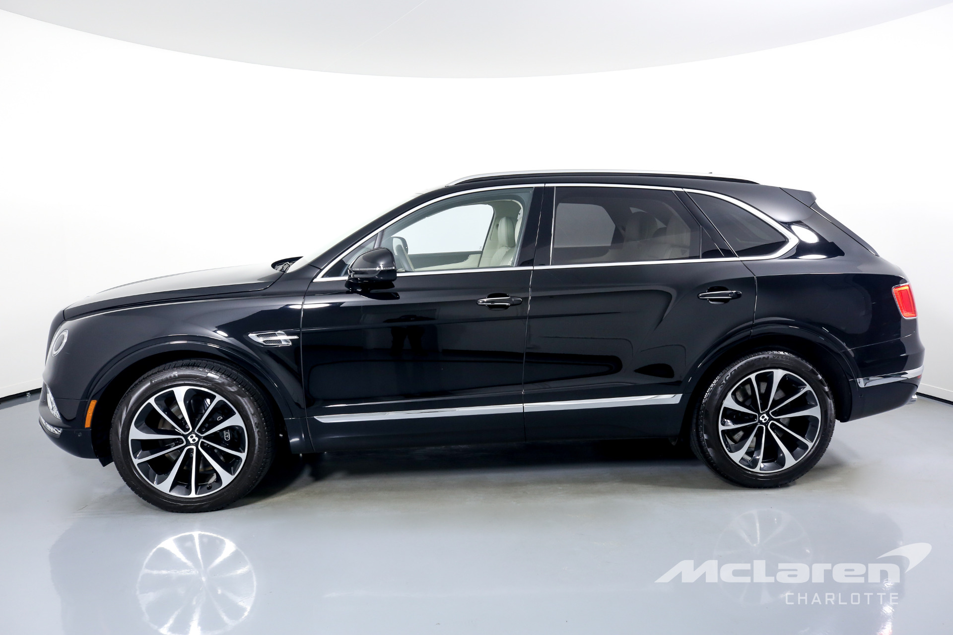 Used 2017 Bentley Bentayga W12 | Charlotte, NC