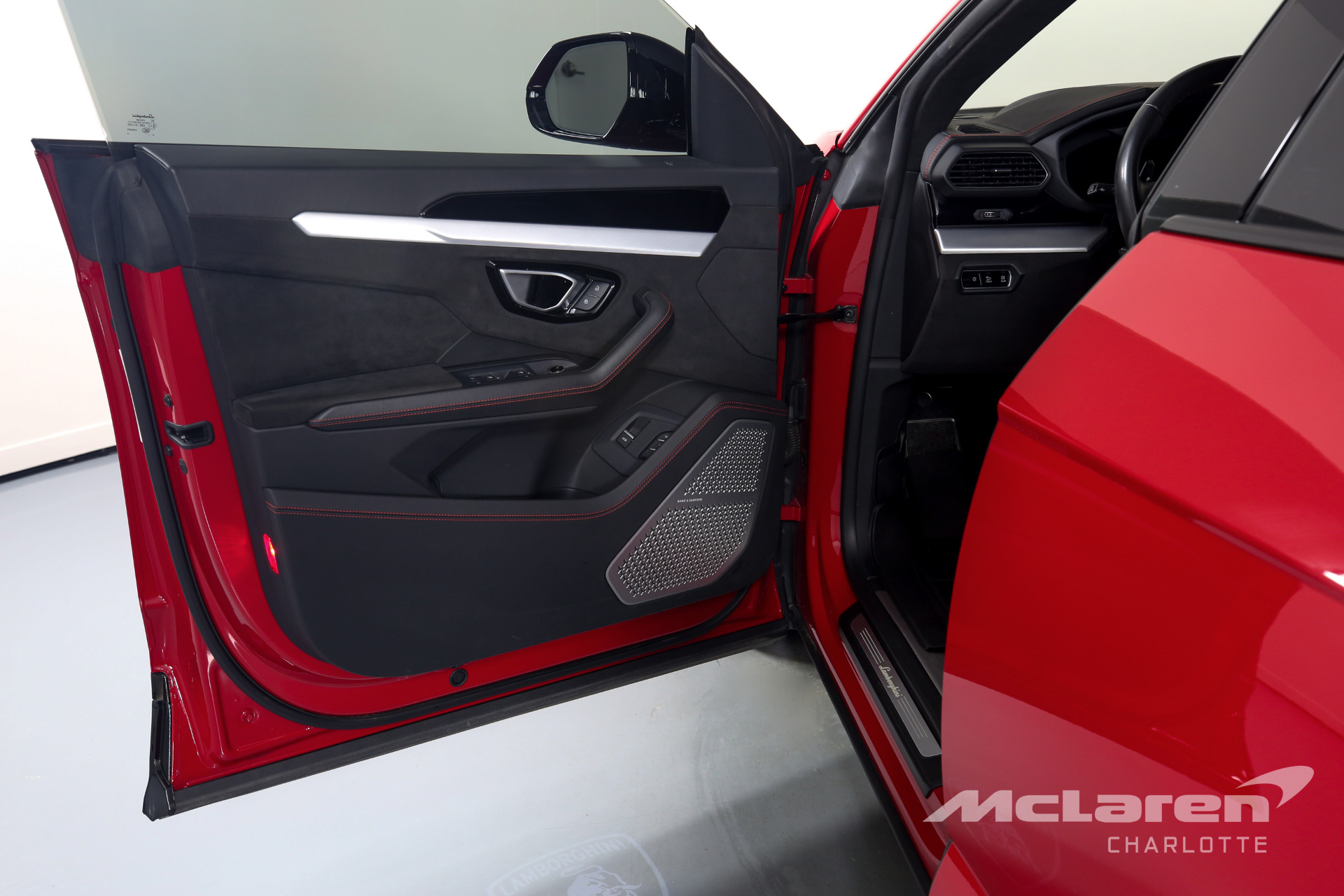 Used 2019 LAMBORGHINI URUS | Charlotte, NC