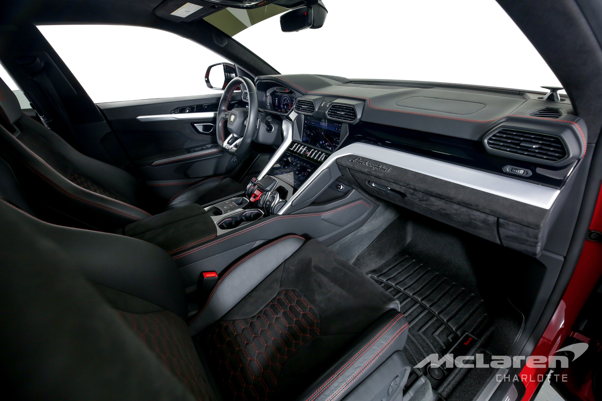 Used 2019 LAMBORGHINI URUS | Charlotte, NC
