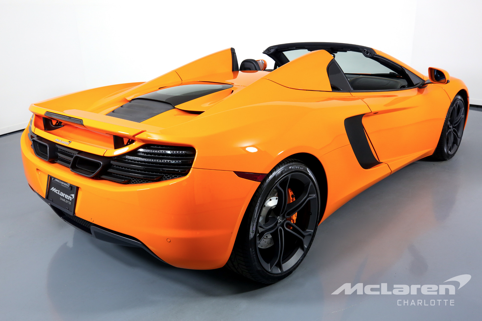 Used 2014 McLaren MP4-12C Spider | Charlotte, NC