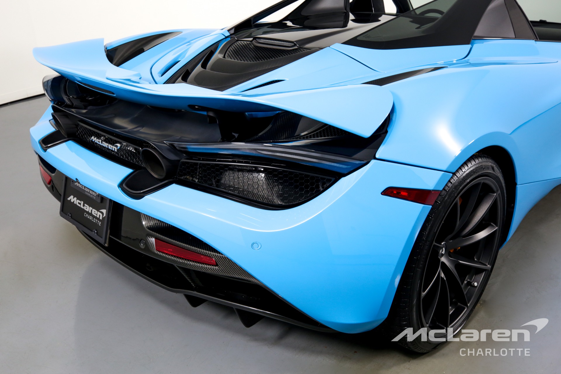 Used 2020 McLaren 720S SPIDER Performance | Charlotte, NC