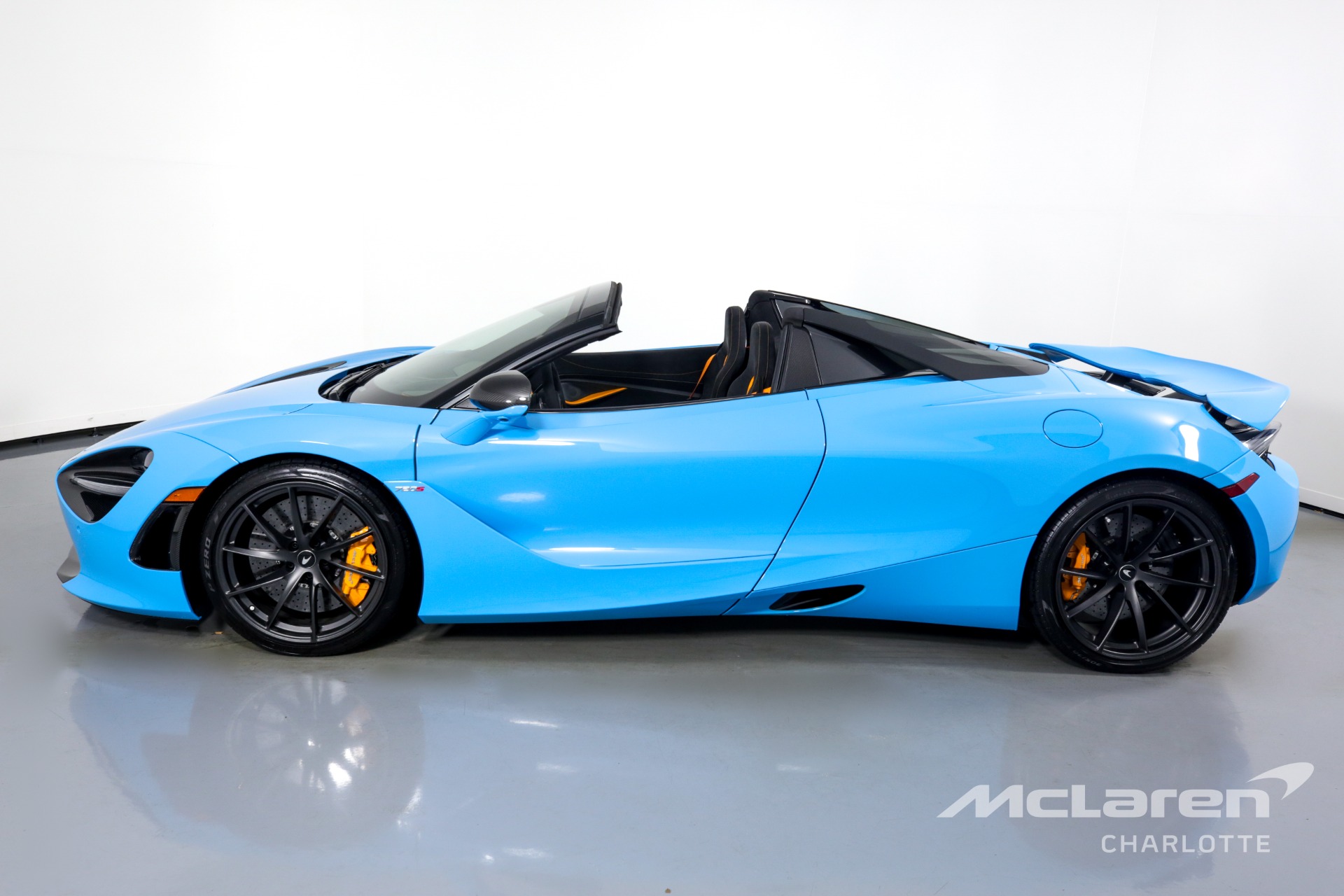 Used 2020 McLaren 720S SPIDER Performance | Charlotte, NC