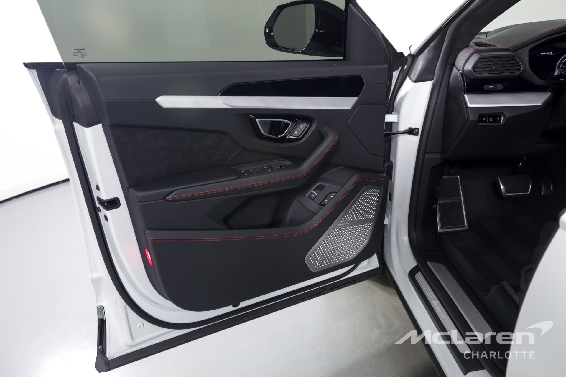 Used 2021 LAMBORGHINI URUS | Charlotte, NC