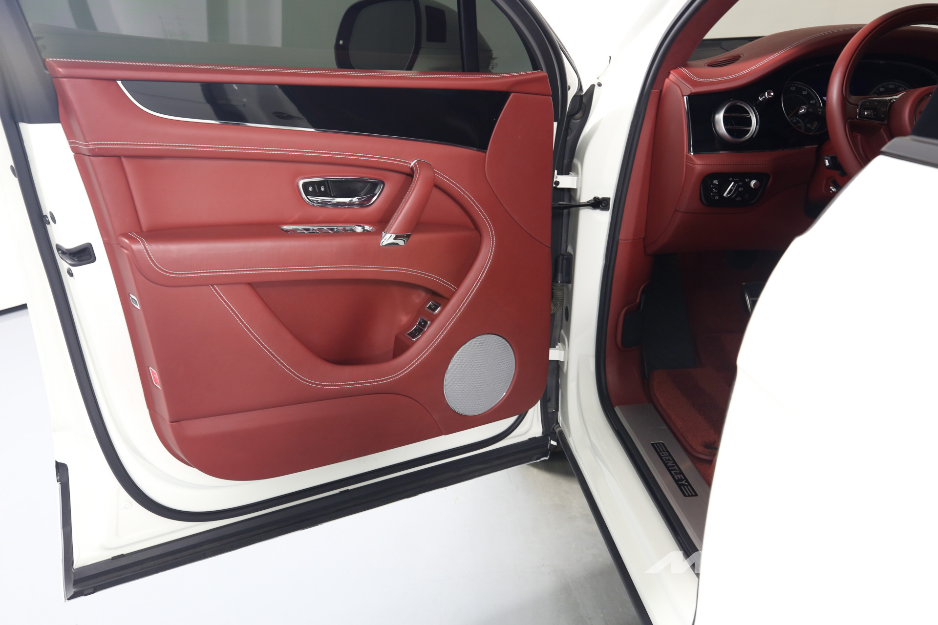 Used 2018 Bentley Bentayga W12 Signature Edition | Charlotte, NC