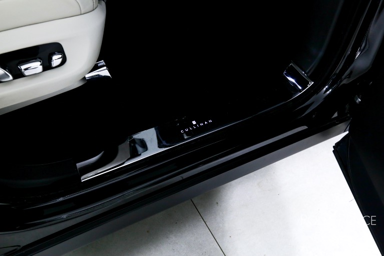 Used-2019-Rolls-Royce-Cullinan