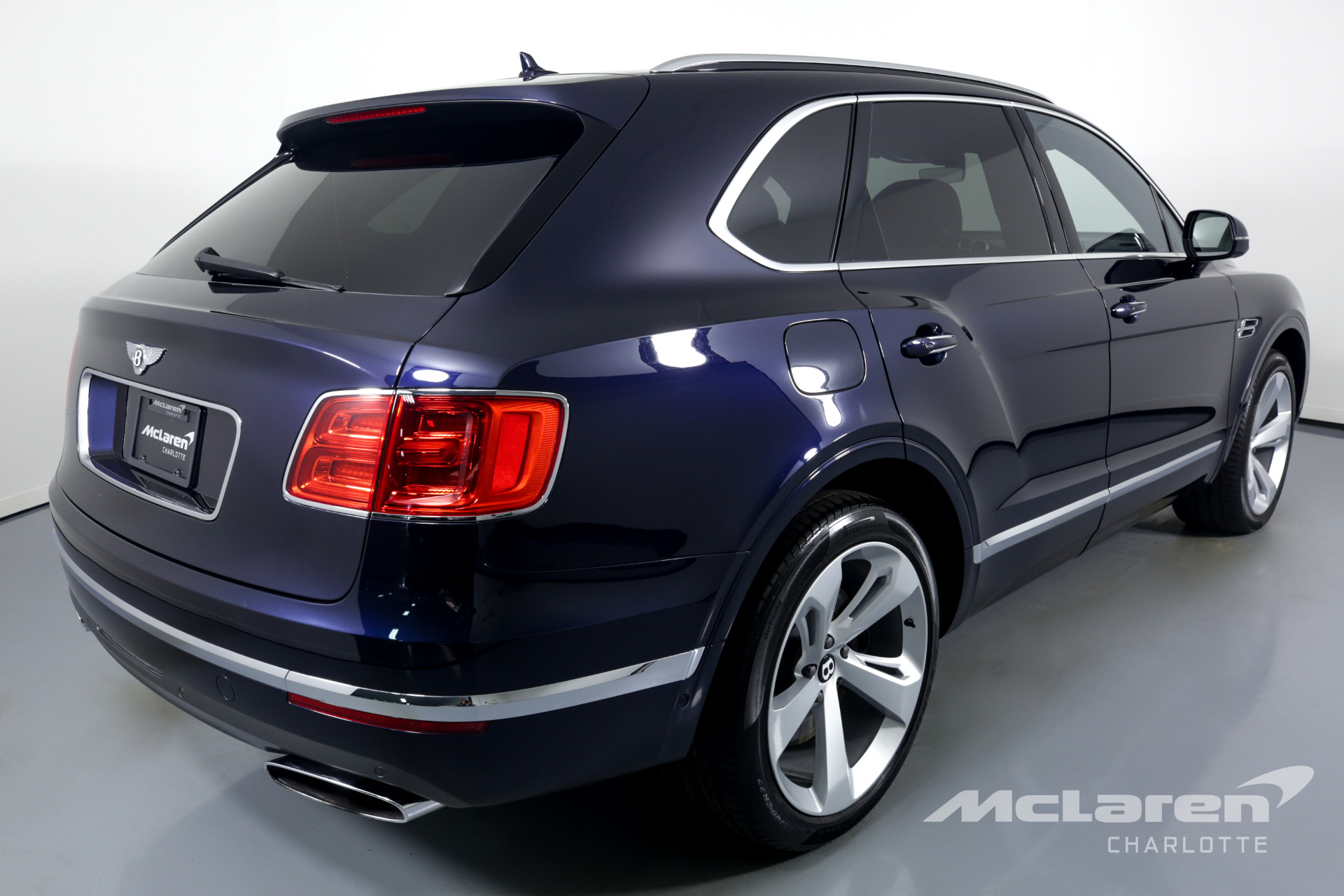 Used 2018 Bentley Bentayga W12 Signature Edition | Charlotte, NC