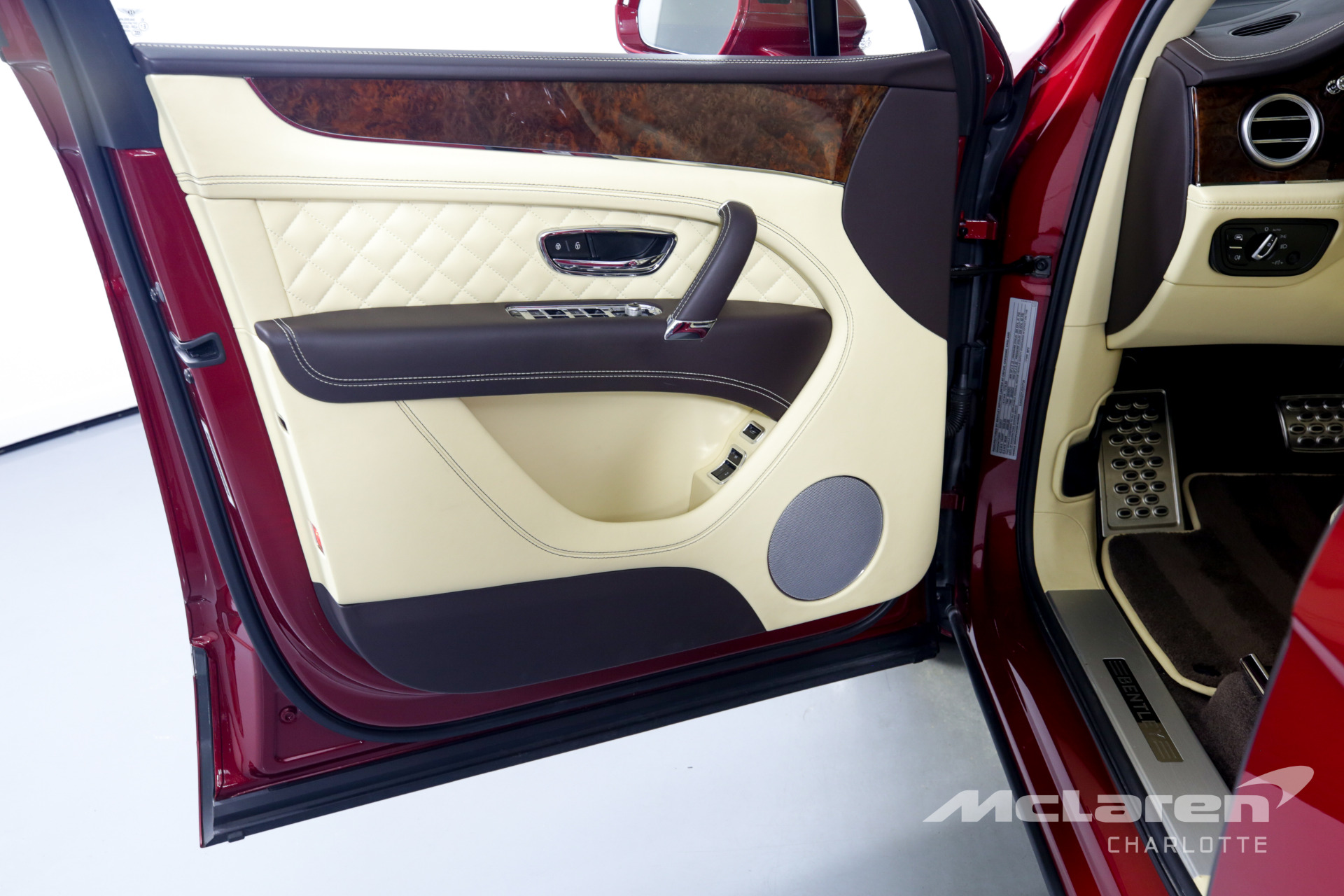 Used 2018 Bentley Bentayga W12 Signature Edition | Charlotte, NC
