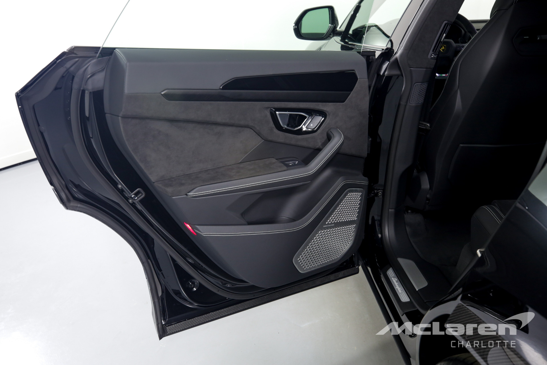 Used 2021 LAMBORGHINI URUS | Charlotte, NC