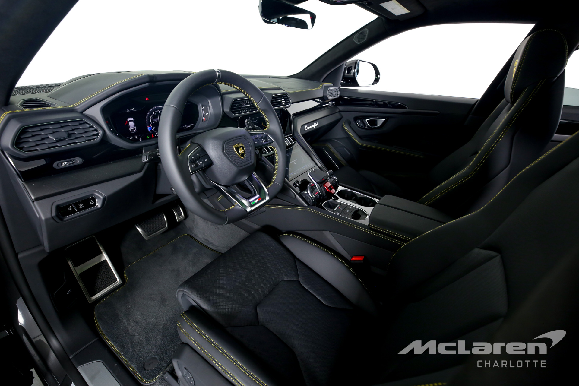Used 2021 LAMBORGHINI URUS | Charlotte, NC