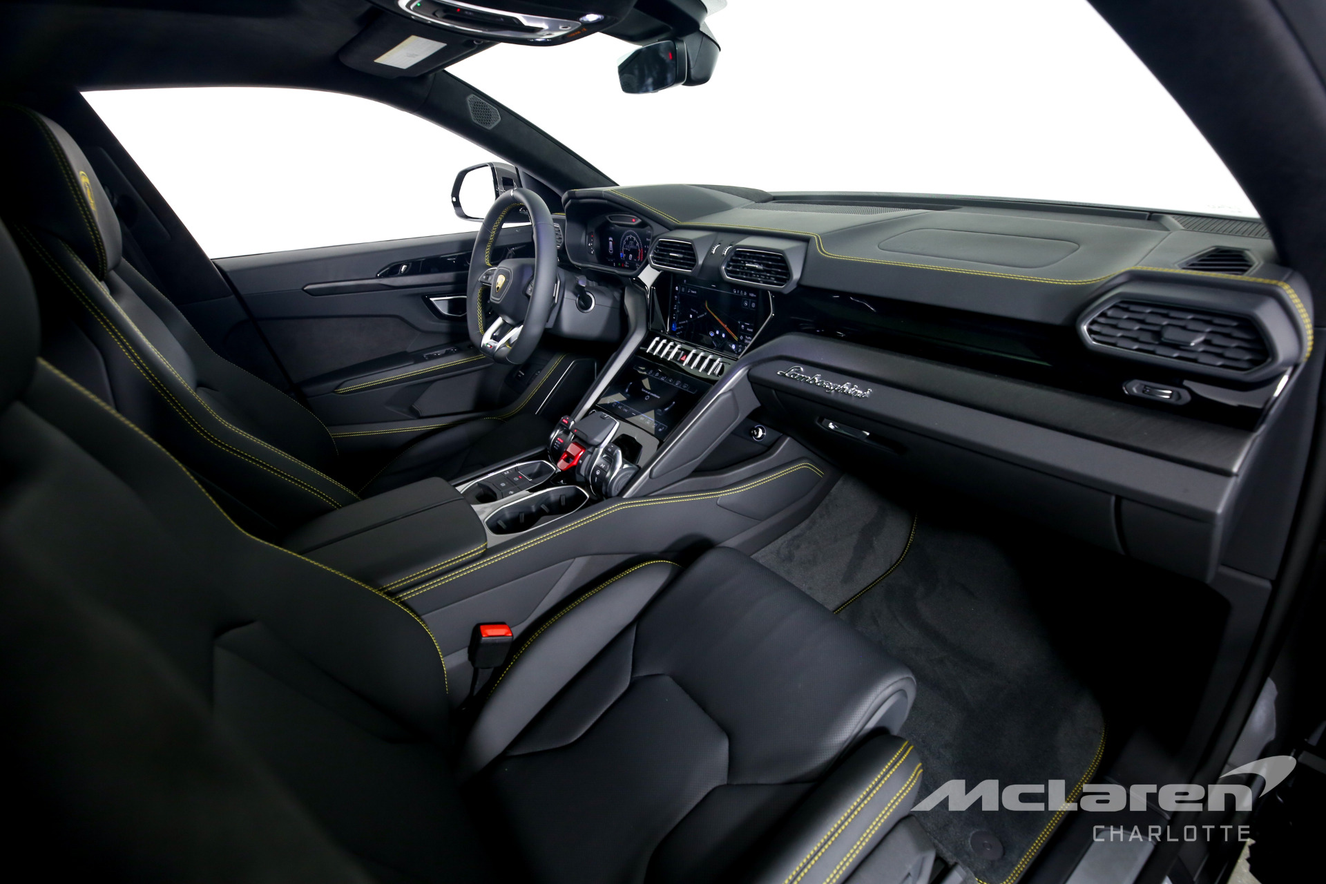 Used 2021 LAMBORGHINI URUS | Charlotte, NC