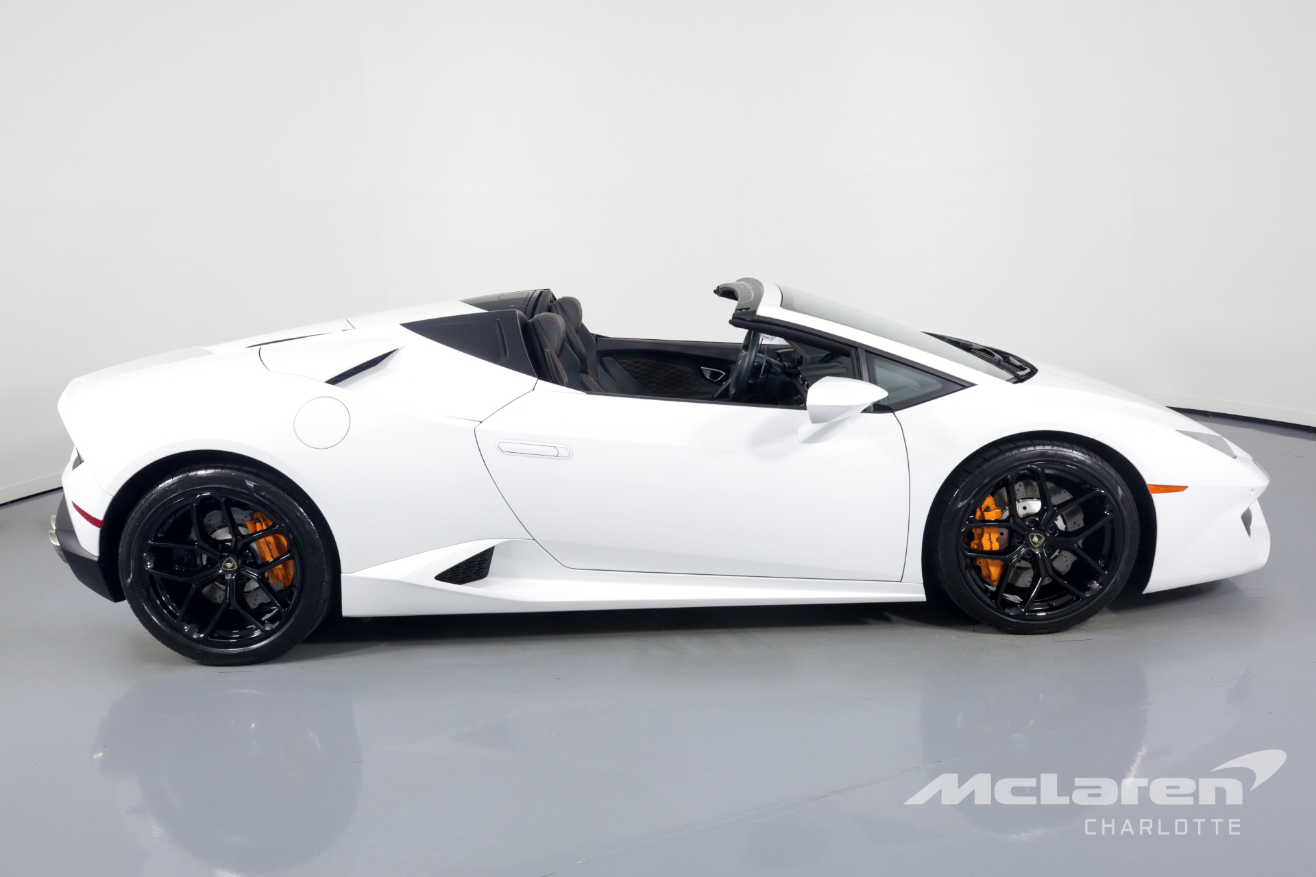 Used 2018 Lamborghini Huracan LP 580-2 Spyder | Charlotte, NC