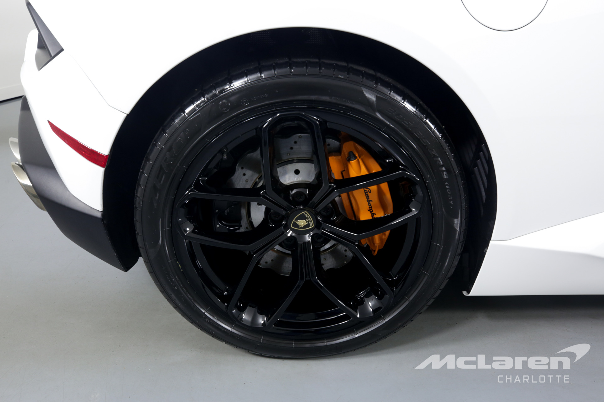 Used 2018 Lamborghini Huracan LP 580-2 Spyder | Charlotte, NC