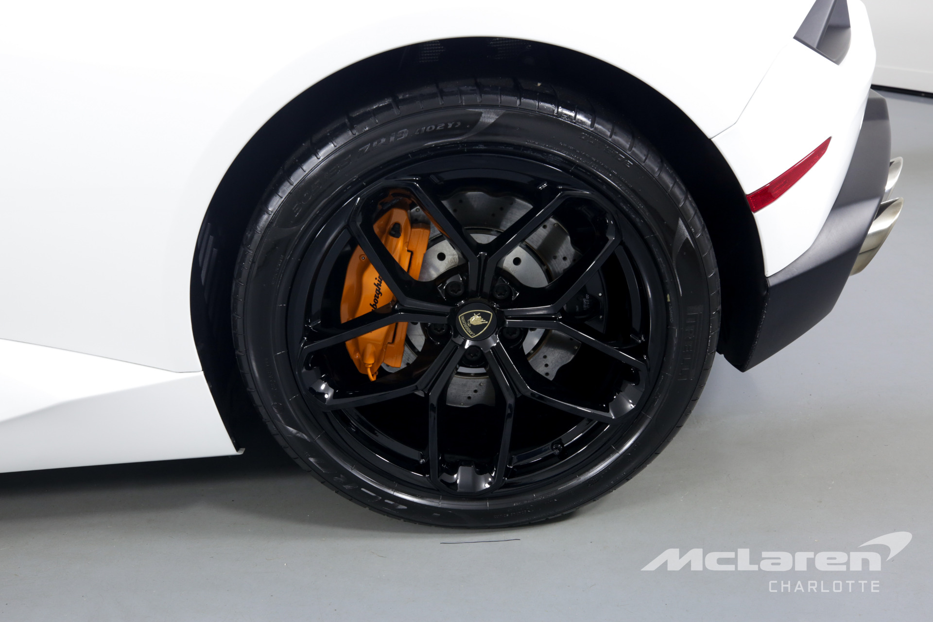 Used 2018 Lamborghini Huracan LP 580-2 Spyder | Charlotte, NC
