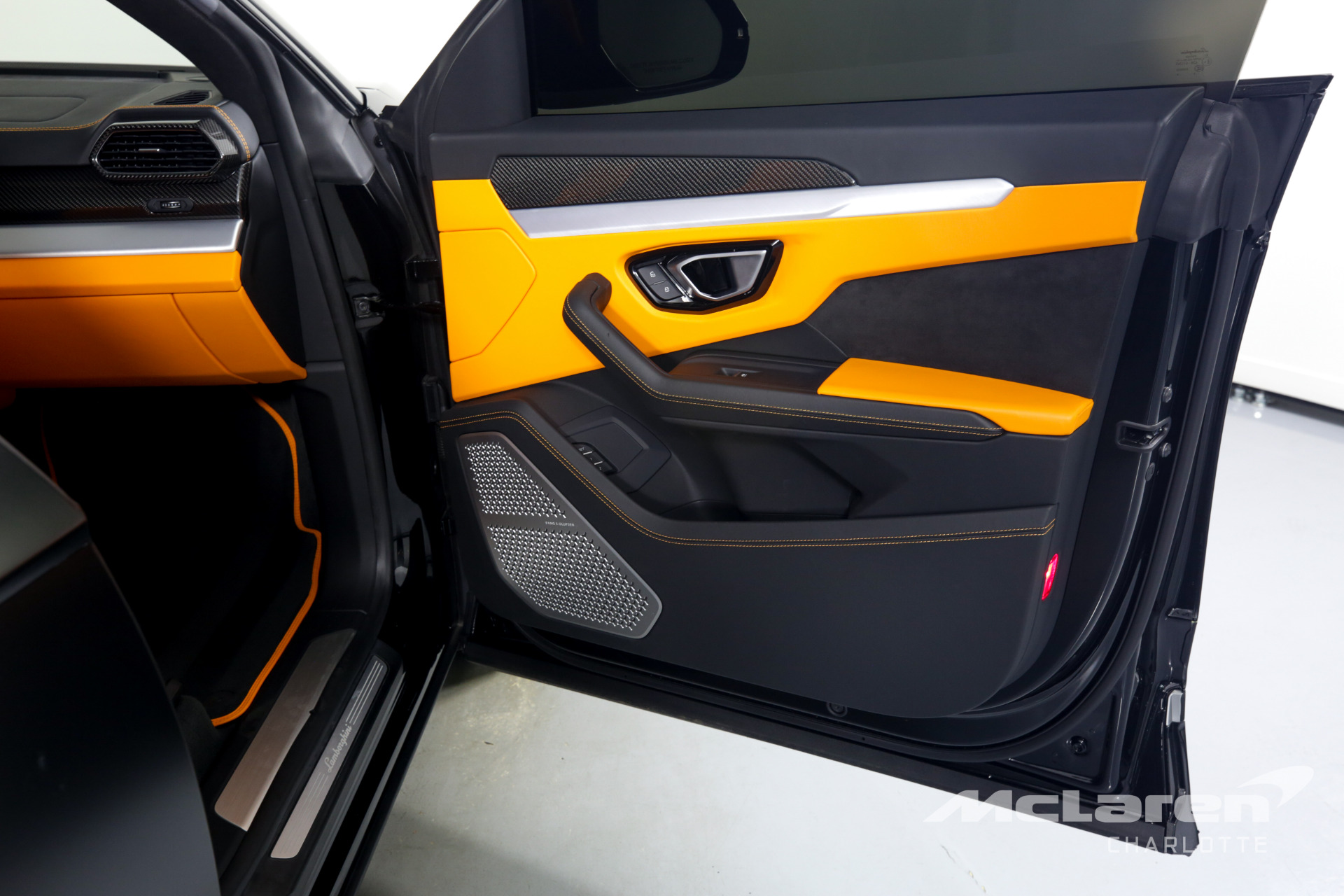 Used 2019 Lamborghini Urus | Charlotte, NC