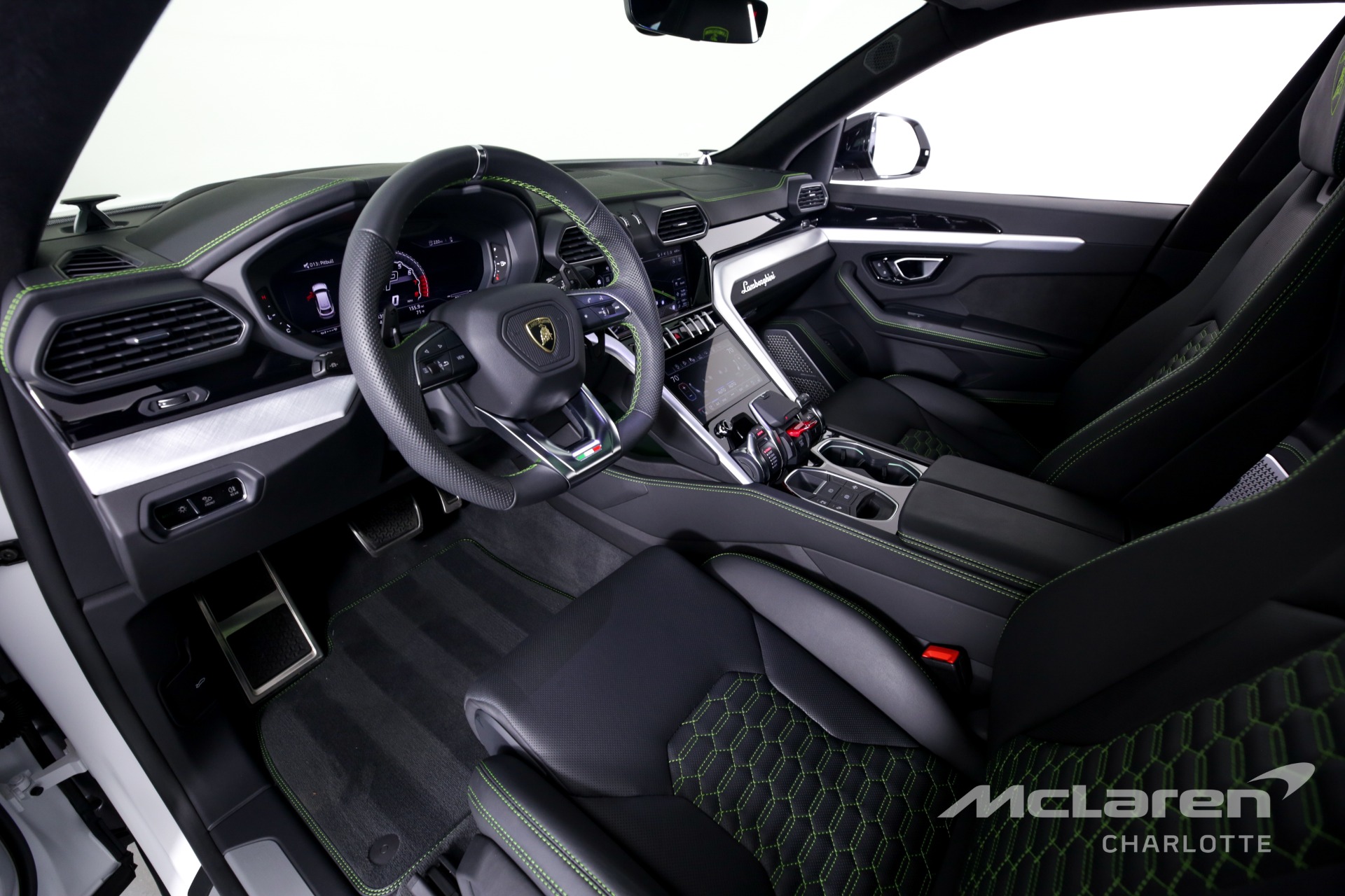 Used 2021 LAMBORGHINI URUS | Charlotte, NC