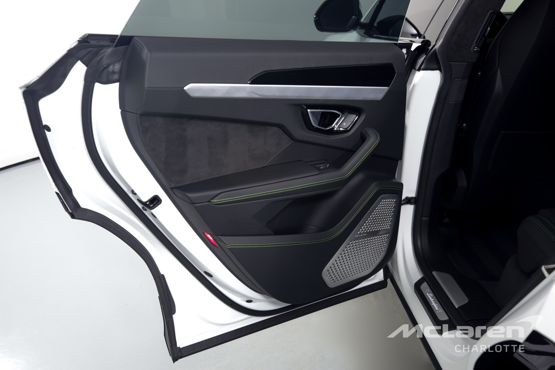Used 2021 LAMBORGHINI URUS | Charlotte, NC