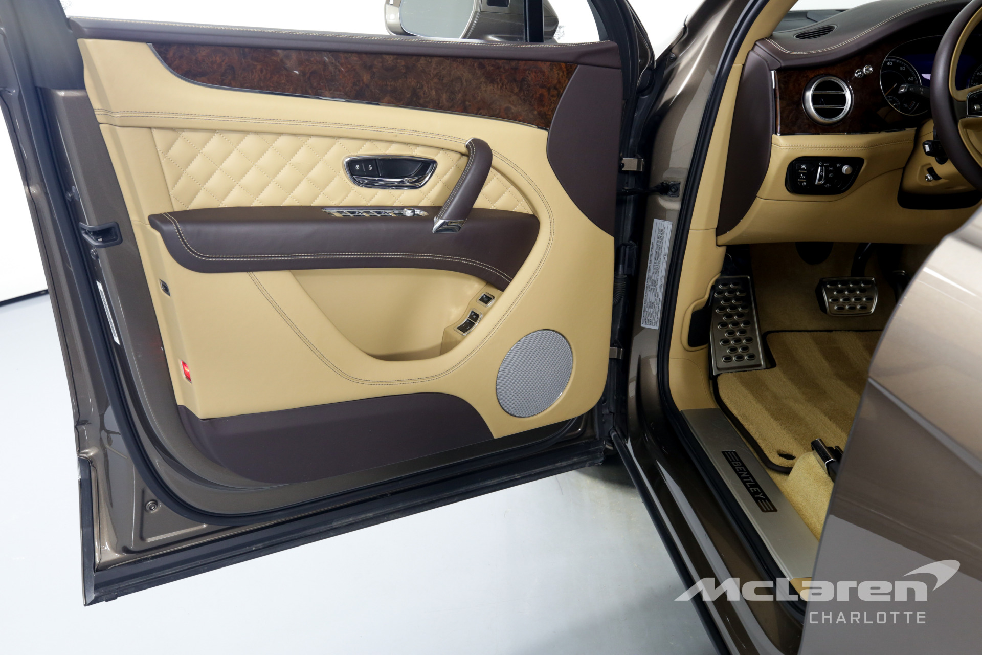 Used 2018 Bentley Bentayga W12 Signature Edition | Charlotte, NC