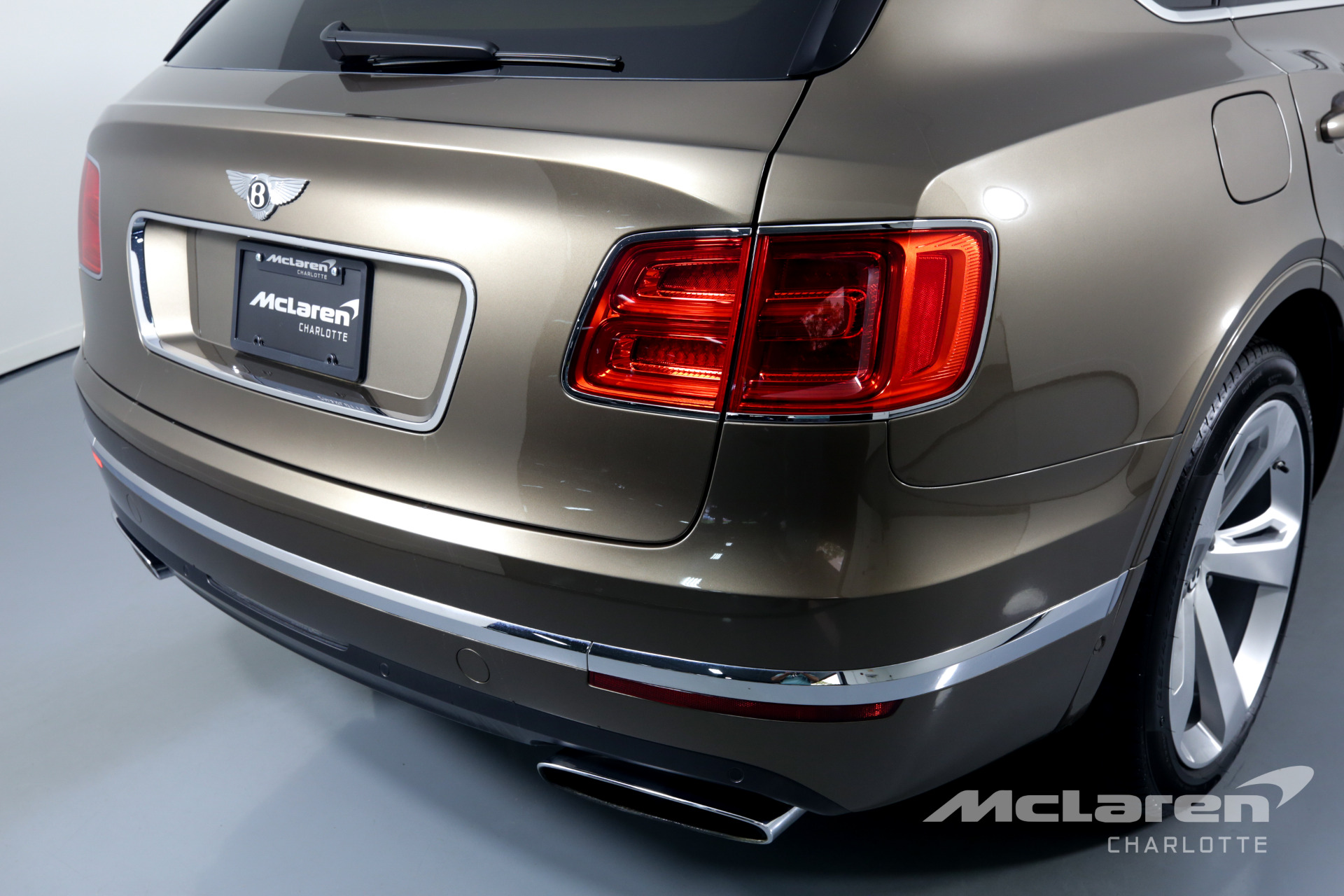 Used 2018 Bentley Bentayga W12 Signature Edition | Charlotte, NC