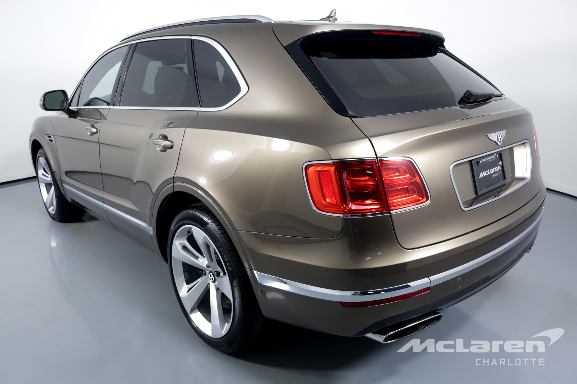 Used 2018 Bentley Bentayga W12 Signature Edition | Charlotte, NC