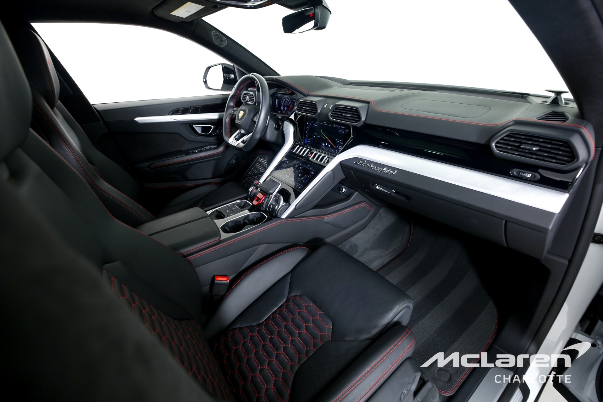 Used 2021 LAMBORGHINI URUS | Charlotte, NC