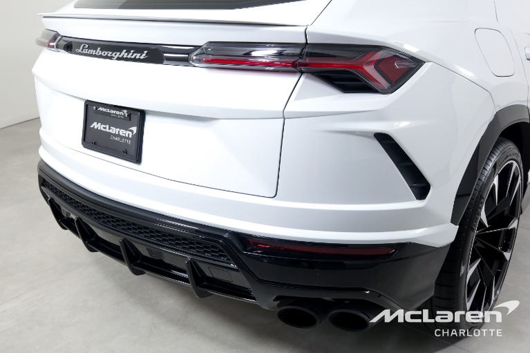 Used-2021-LAMBORGHINI-URUS
