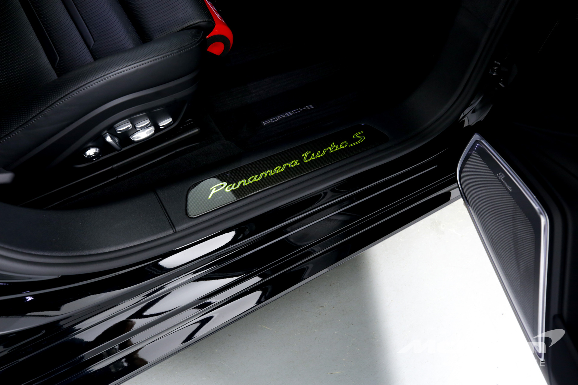 Used 2018 Porsche Panamera Turbo S E-Hybrid Sport Turismo | Charlotte, NC