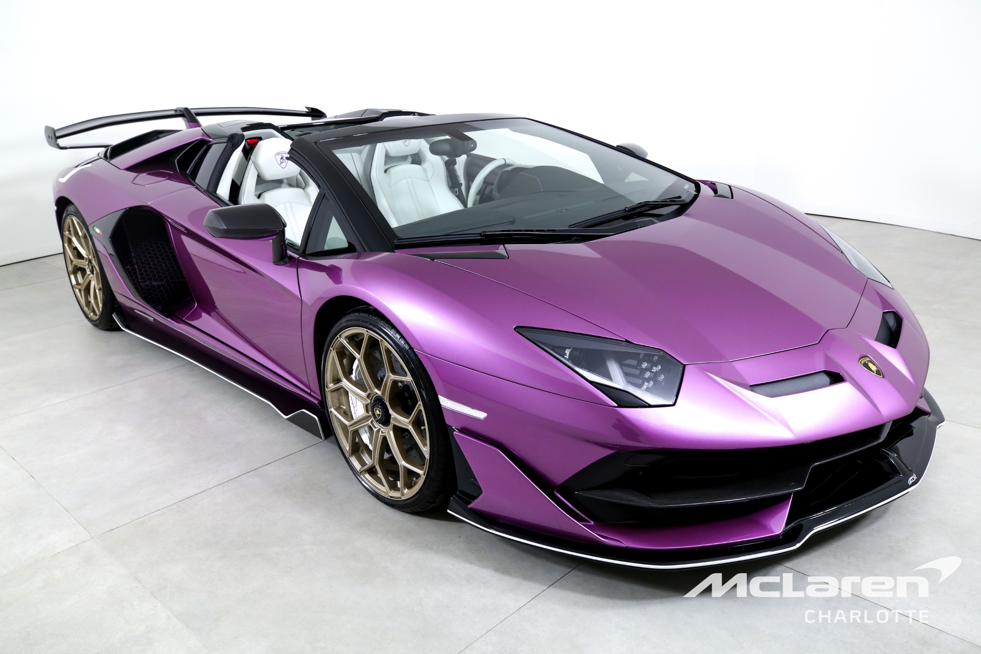 Used 2020 LAMBORGHINI AVENTADOR SVJ | Charlotte, NC