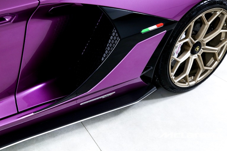 Used-2020-LAMBORGHINI-AVENTADOR-SVJ