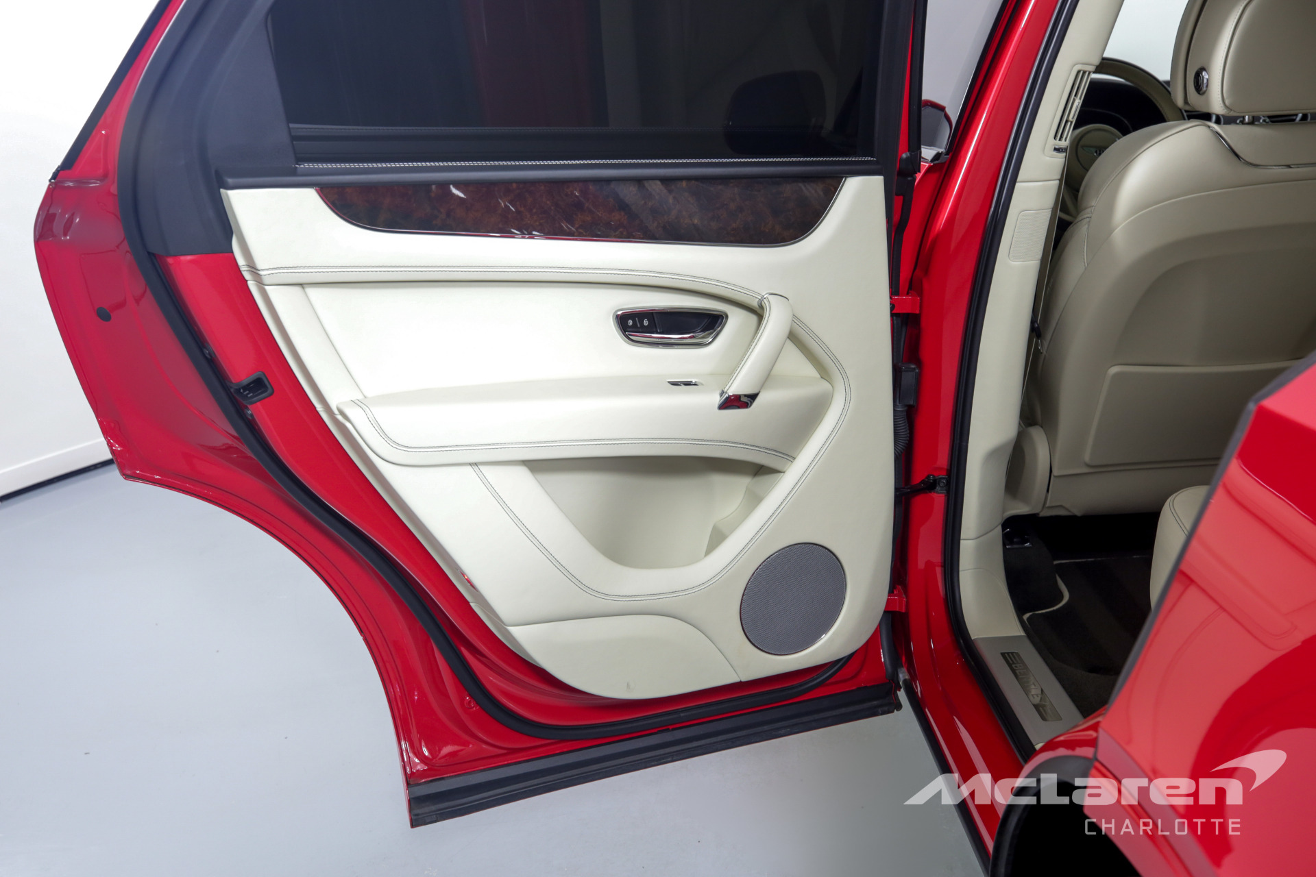 Used 2018 Bentley Bentayga Onyx Edition | Charlotte, NC