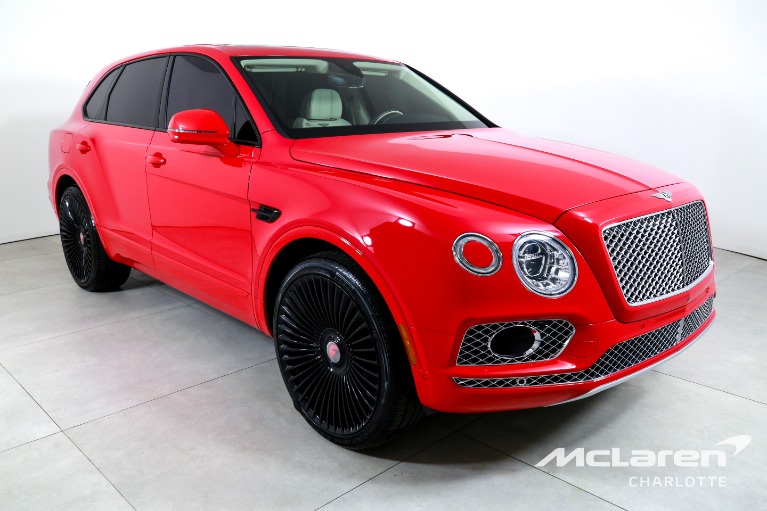 Used-2018-Bentley-Bentayga-Onyx-Edition