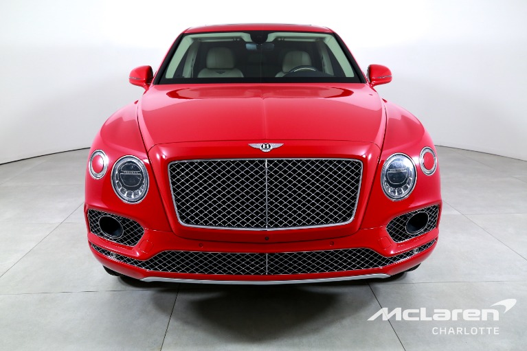 Used-2018-Bentley-Bentayga-Onyx-Edition