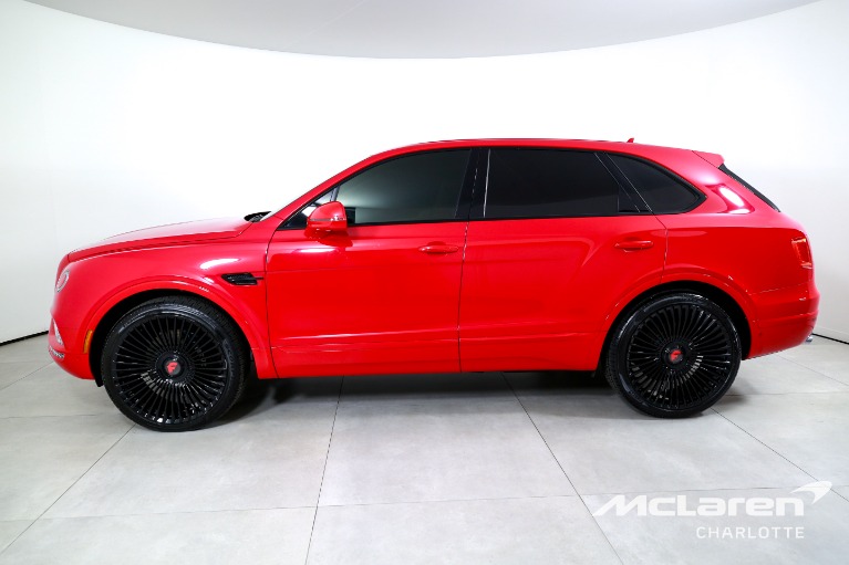 Used-2018-Bentley-Bentayga-Onyx-Edition