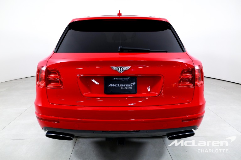 Used-2018-Bentley-Bentayga-Onyx-Edition