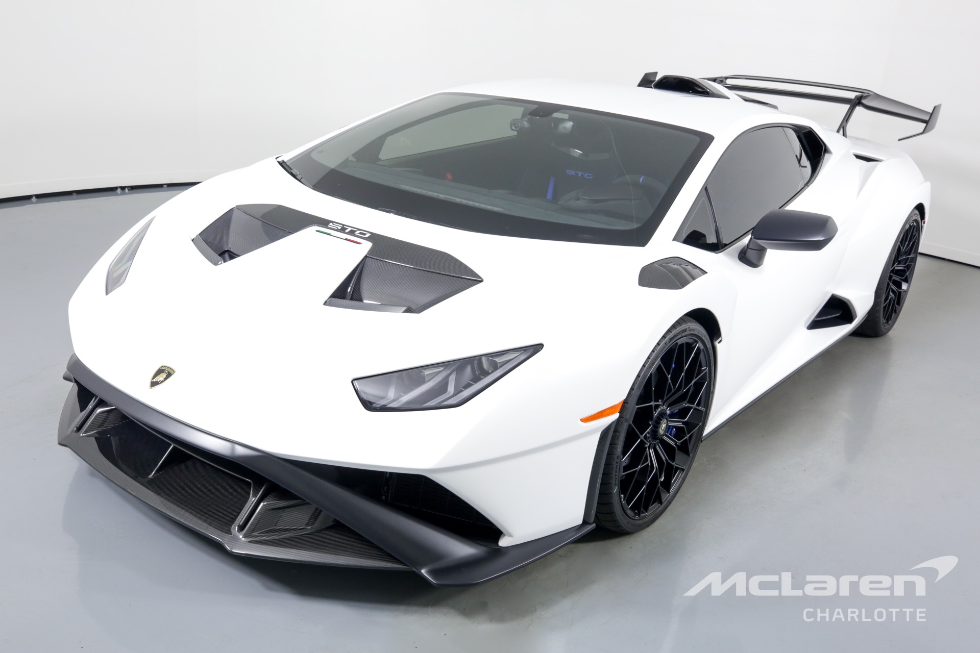 Used 2021 LAMBORGHINI HURACAN STO | Charlotte, NC