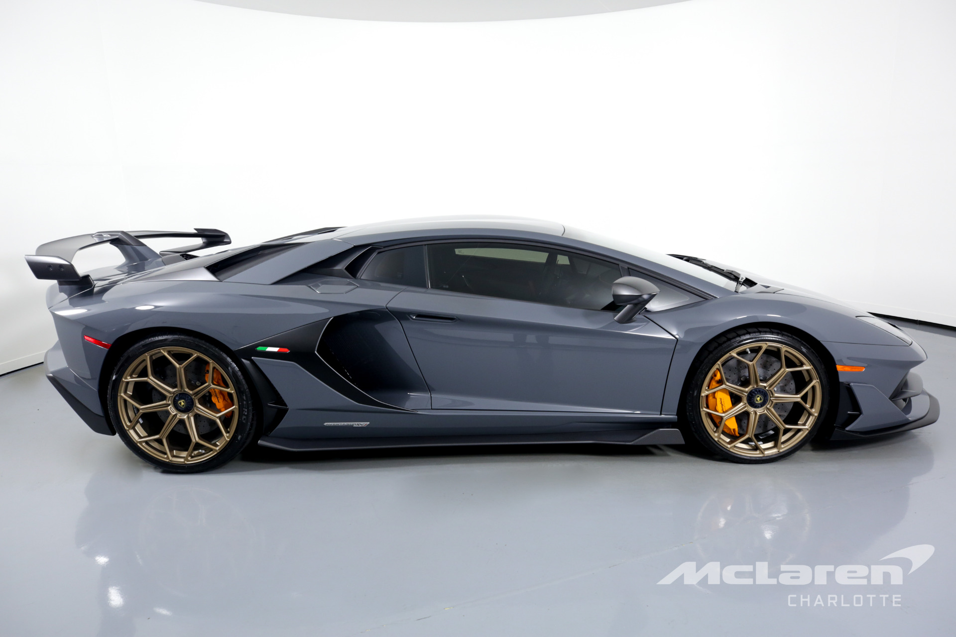 Used 2019 LAMBORGHINI AVENTADOR SVJ | Charlotte, NC