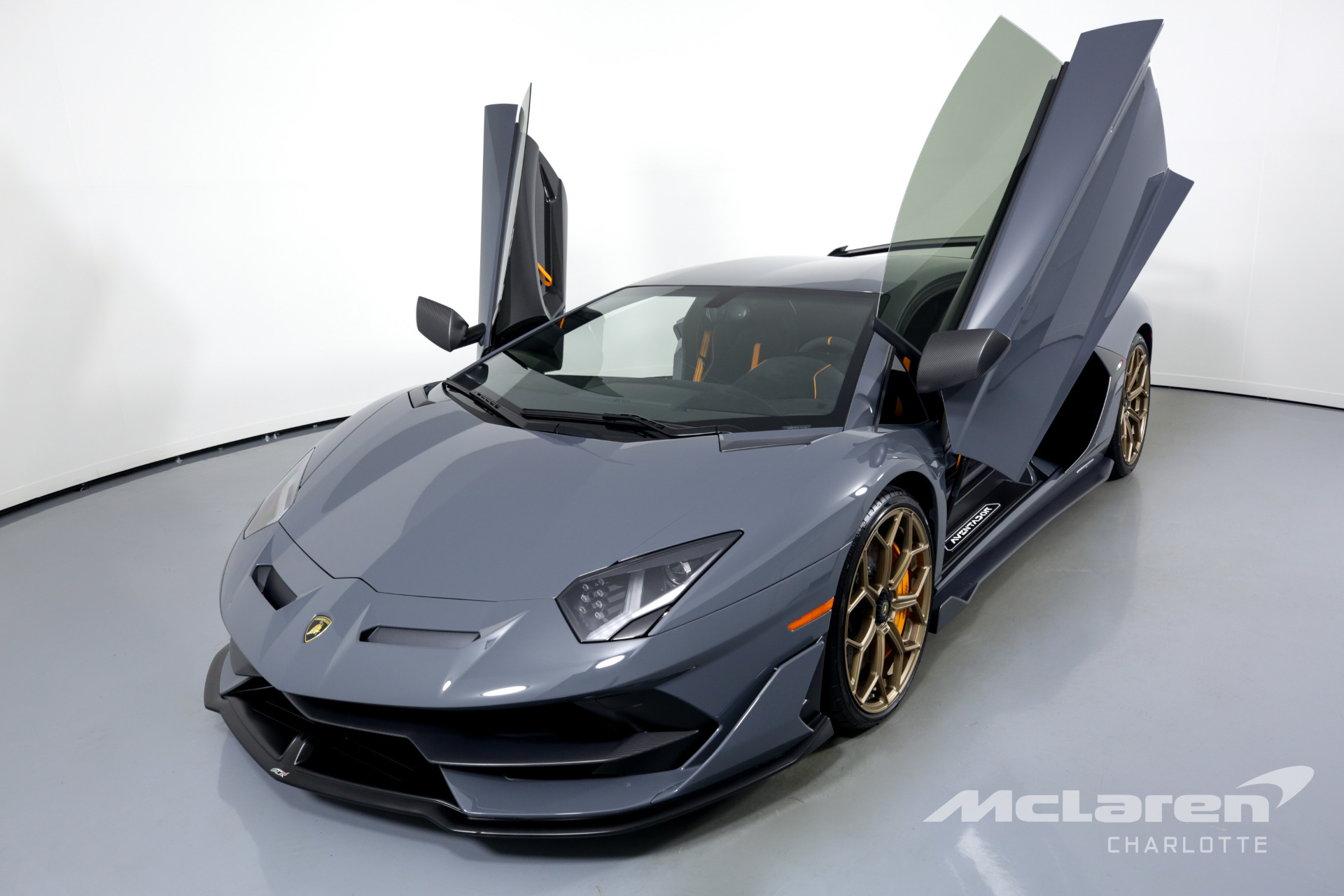 Used 2019 LAMBORGHINI AVENTADOR SVJ | Charlotte, NC