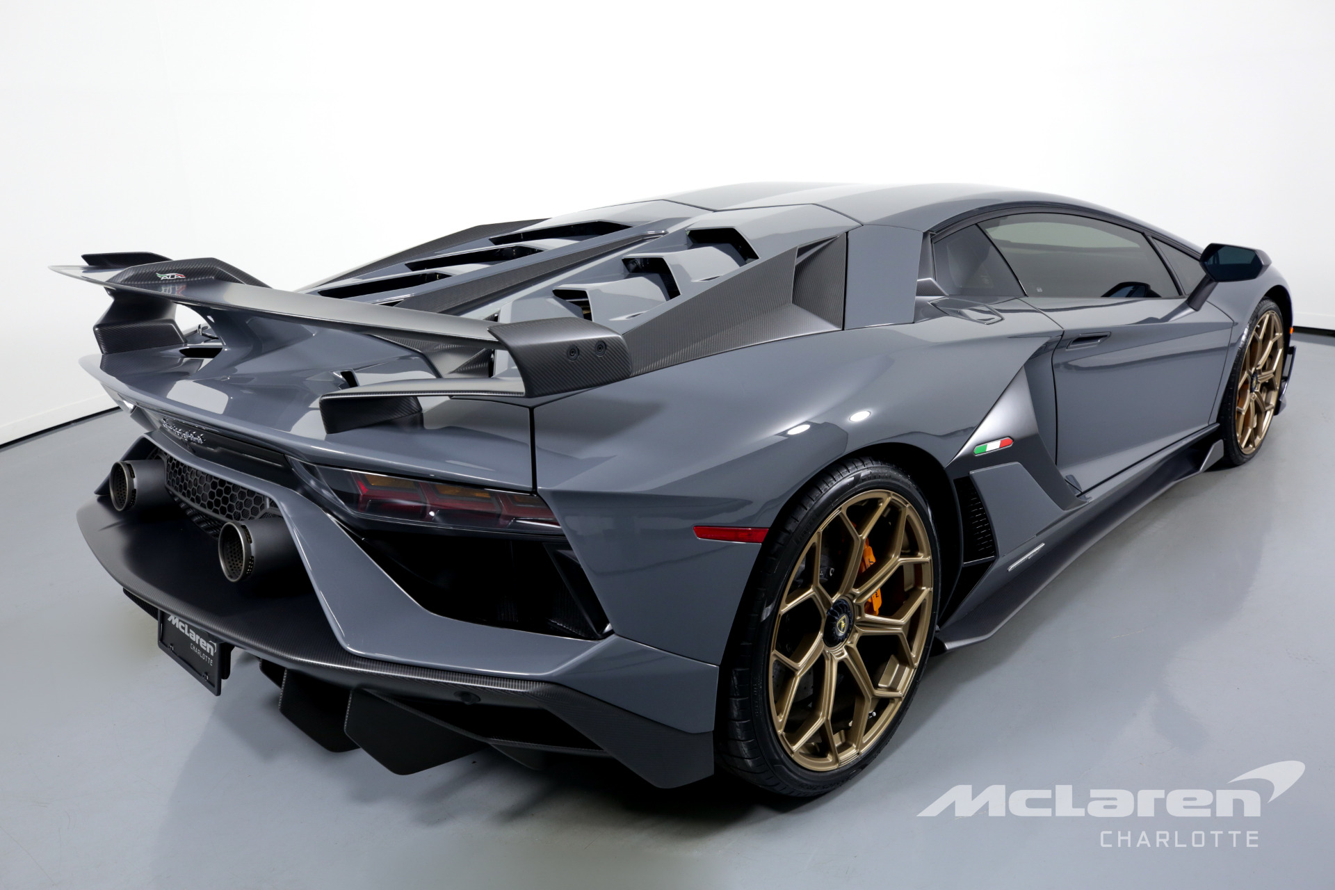Used 2019 LAMBORGHINI AVENTADOR SVJ | Charlotte, NC
