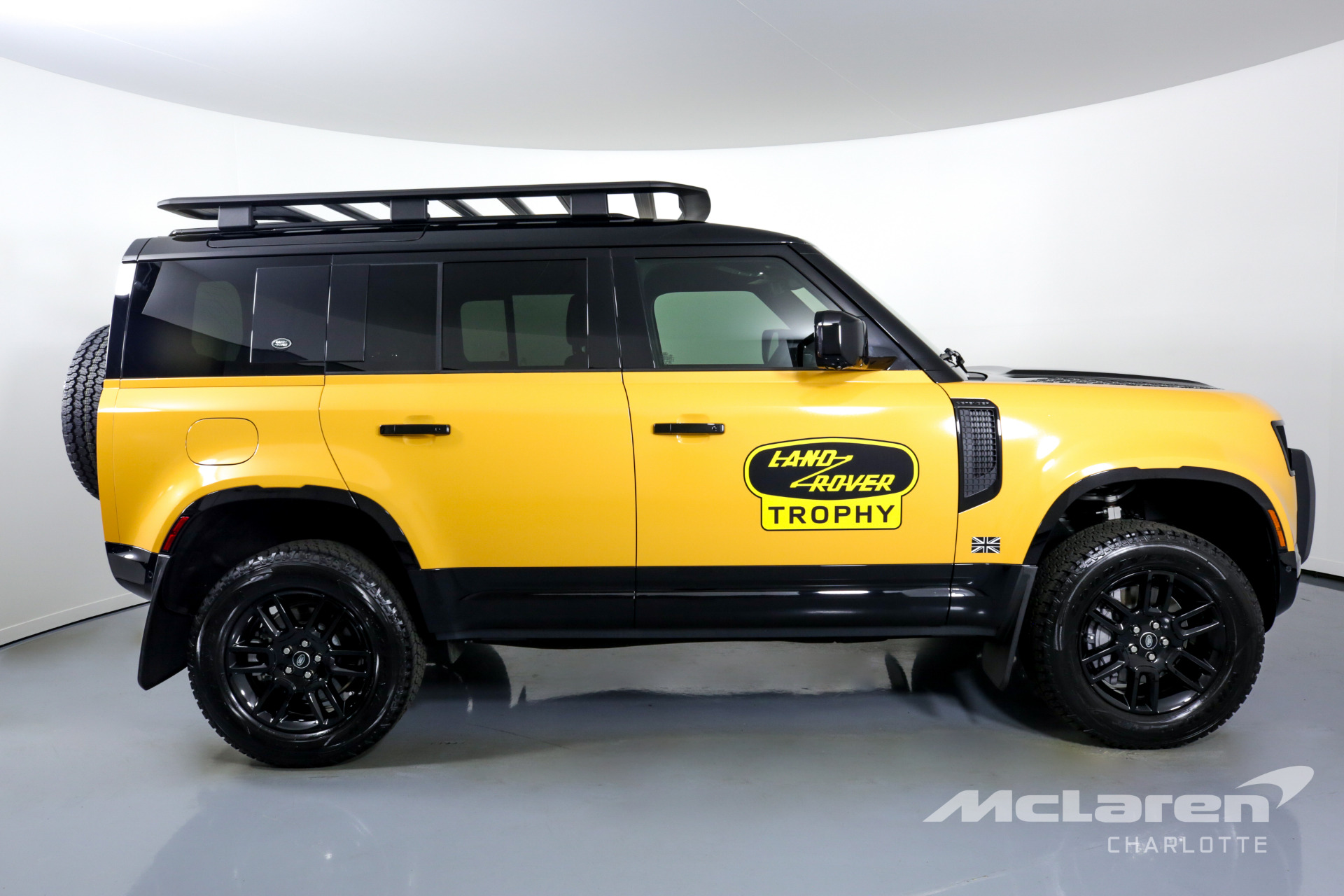 Used 2022 Land Rover Defender 110 X-Dynamic SE | Charlotte, NC