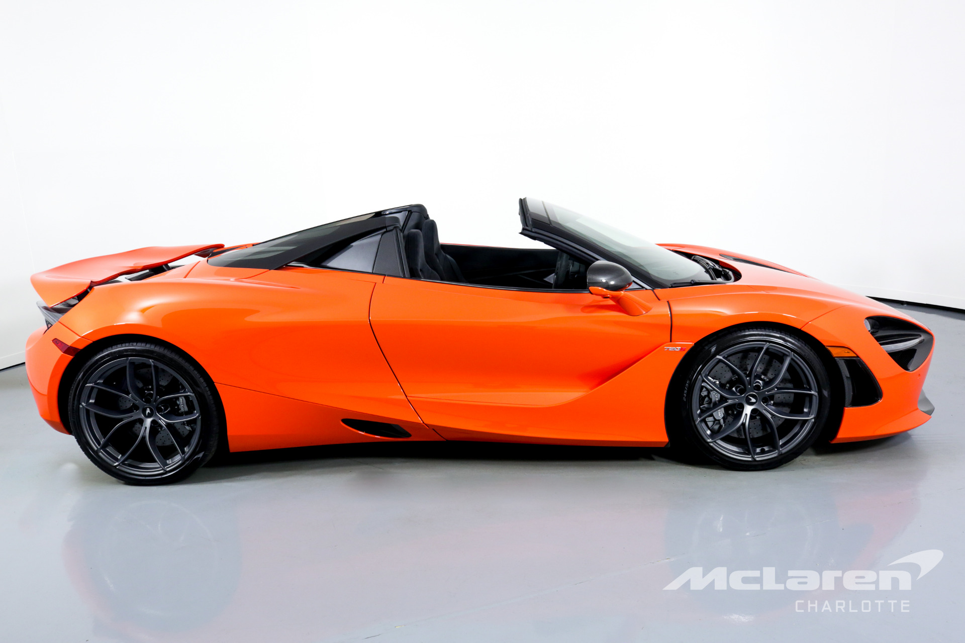 Used 2019 McLaren 720S Spider Performance | Charlotte, NC