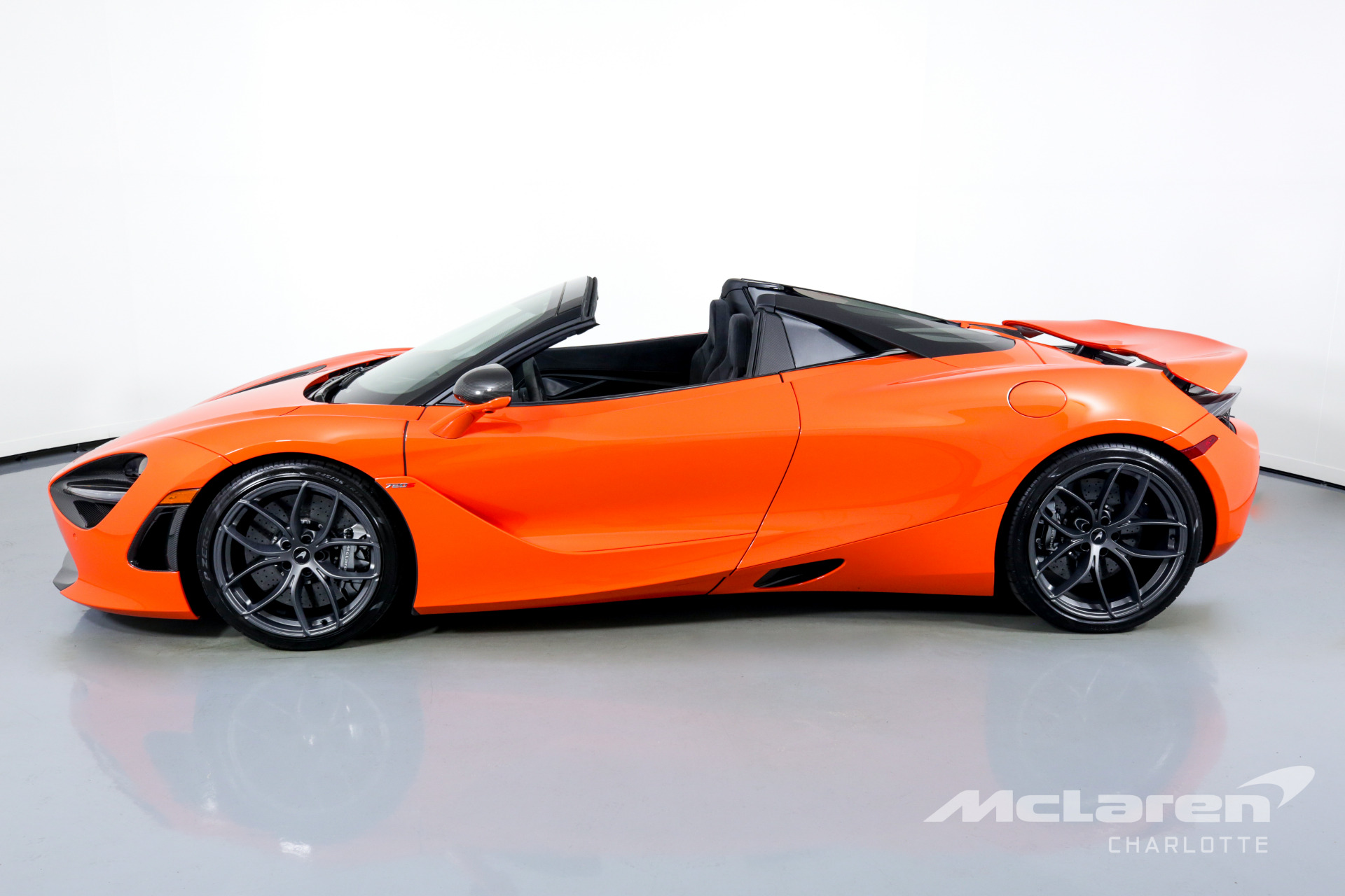 Used 2019 McLaren 720S Spider Performance | Charlotte, NC