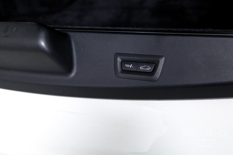 Used-2019-Rolls-Royce-Cullinan