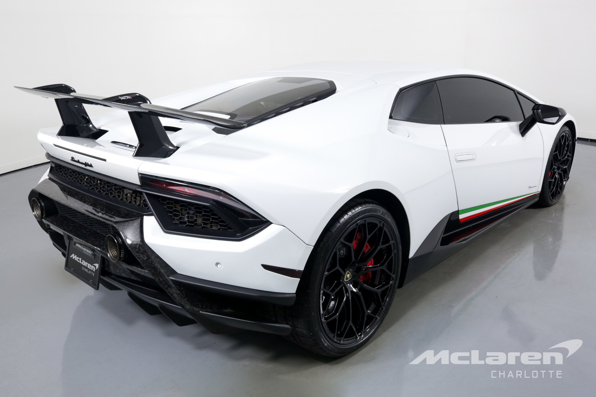 Used 2018 Lamborghini Huracan LP 640-4 Performante | Charlotte, NC