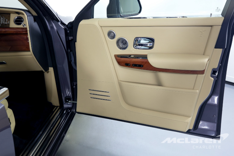 Used-2019-Rolls-Royce-Phantom-BLACK-EDITION