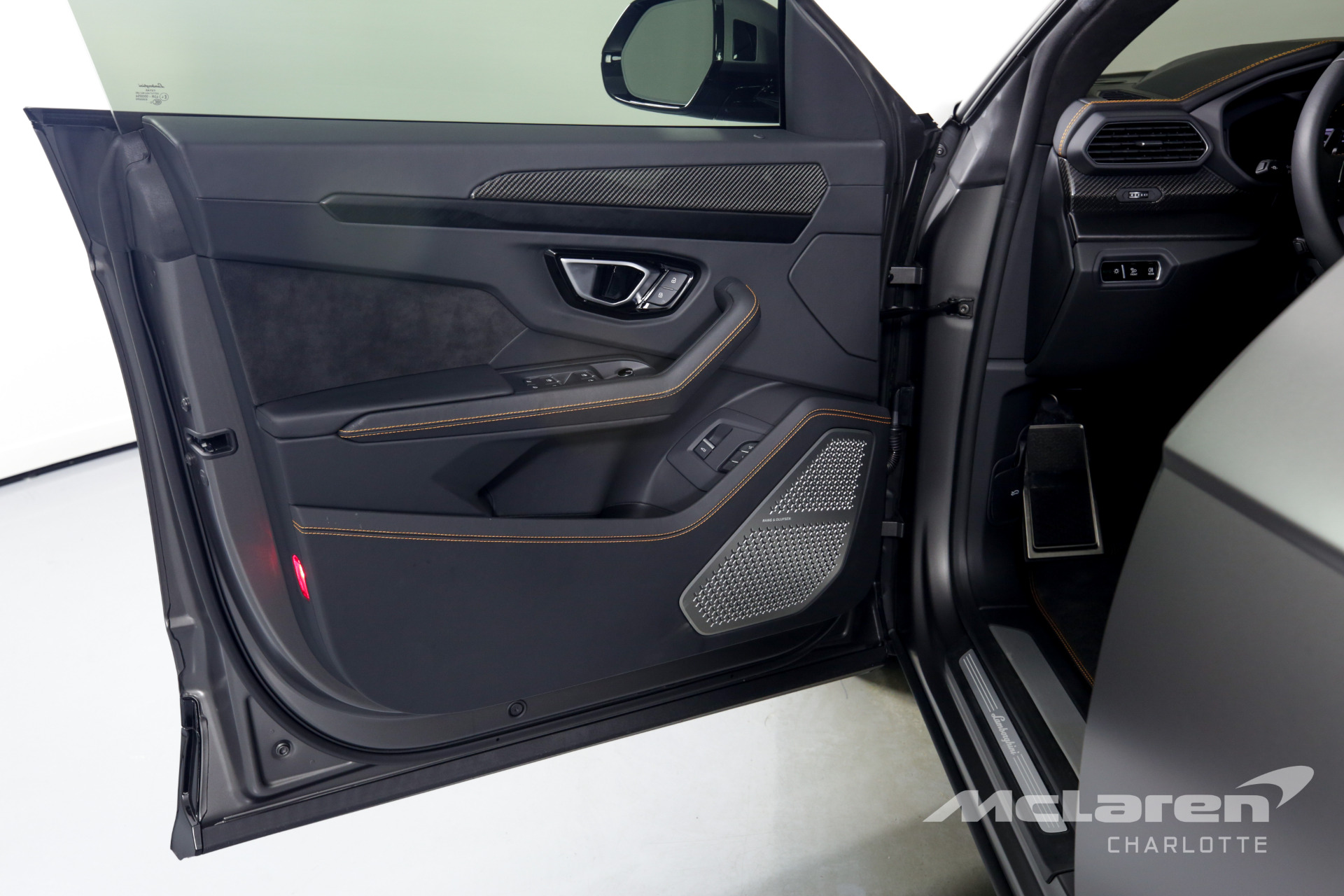 Used 2021 Lamborghini Urus | Charlotte, NC