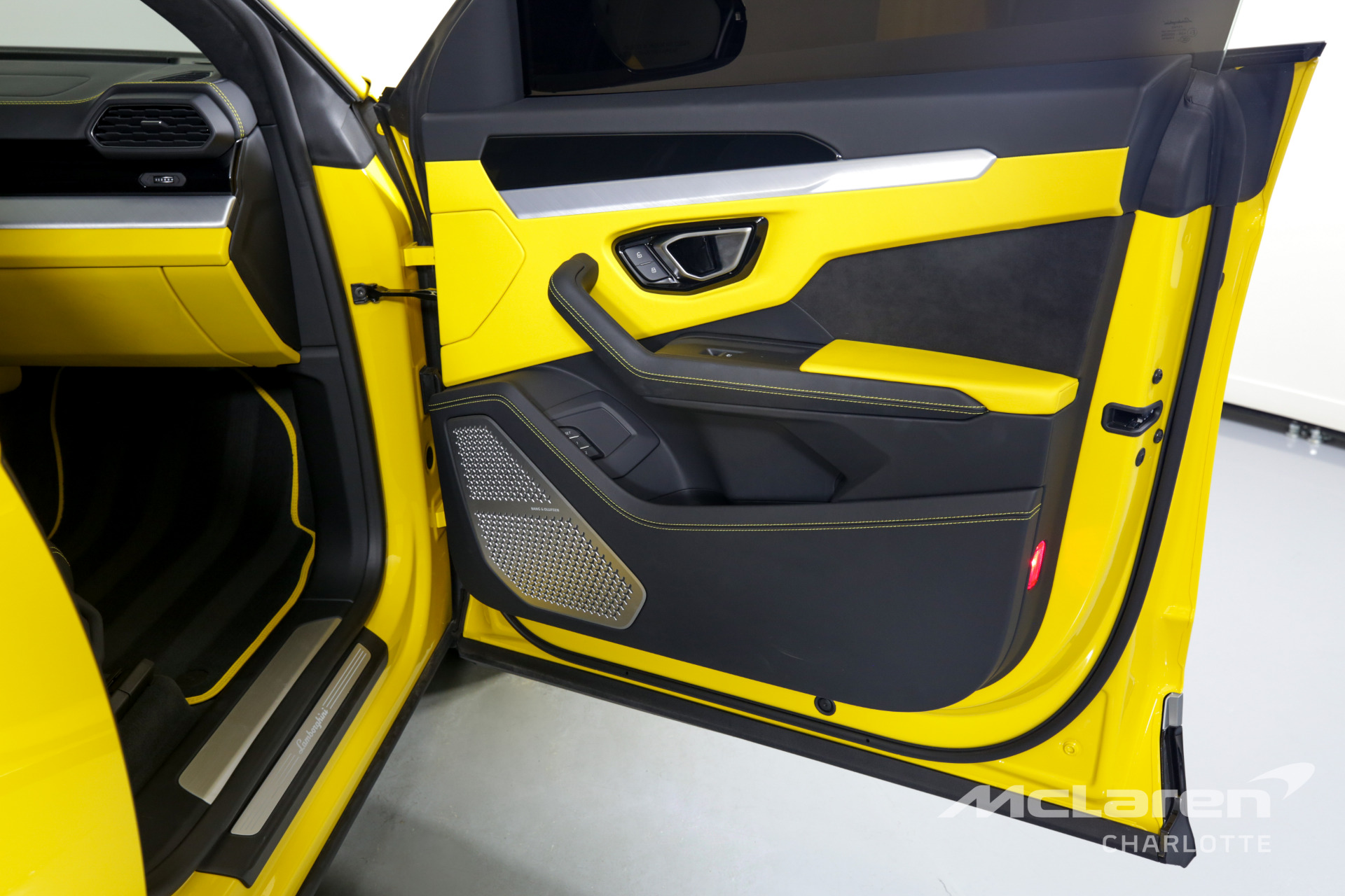 Used 2021 Lamborghini Urus | Charlotte, NC