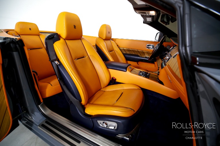 Used-2017-Rolls-Royce-Dawn