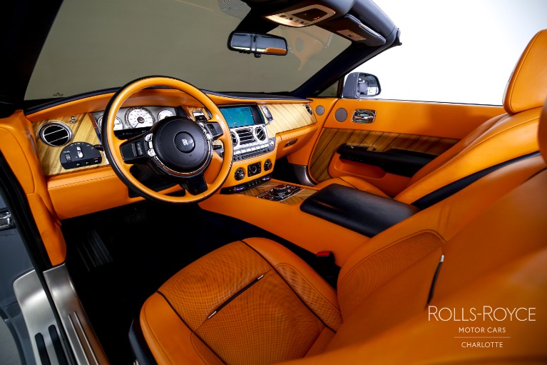 Used-2017-Rolls-Royce-Dawn