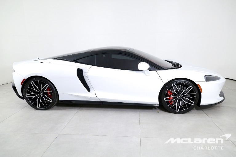 Used-2022-MCLAREN-GT-LUXE